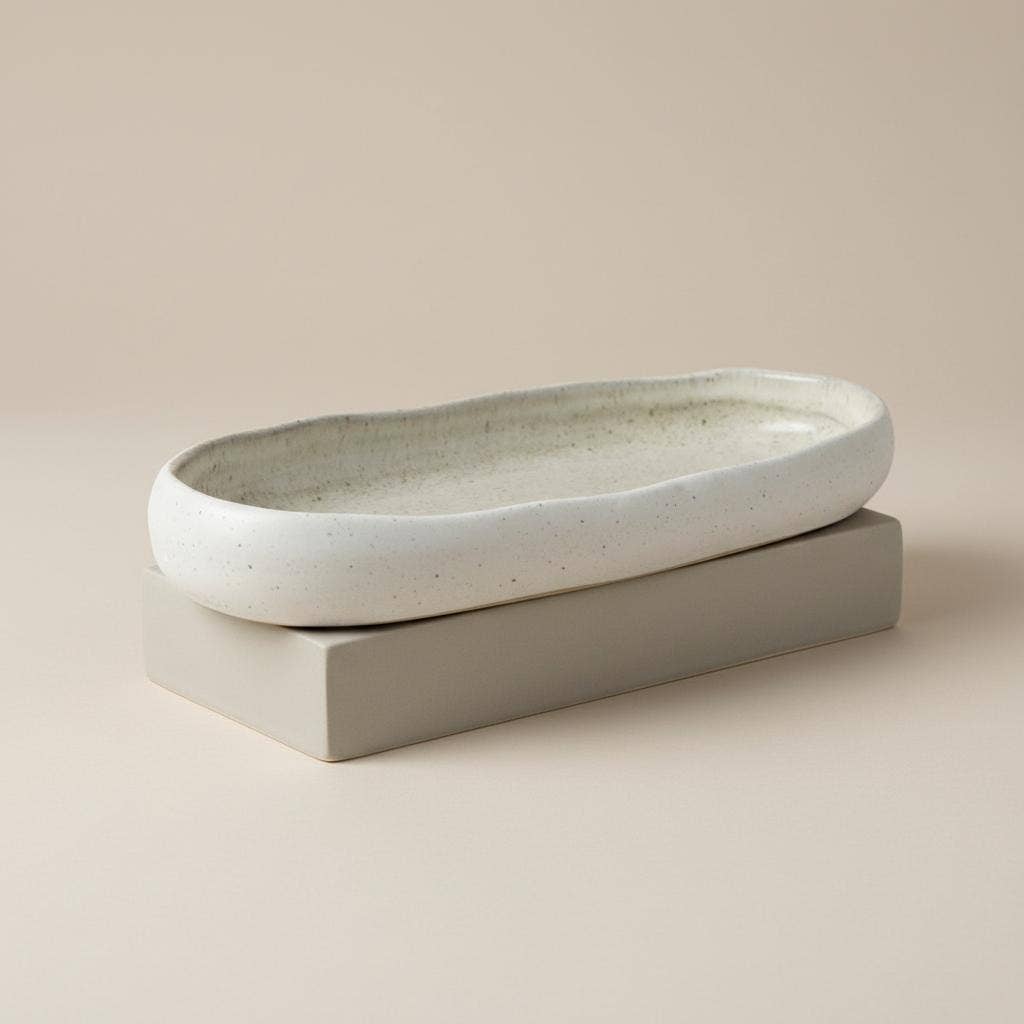White Porcelain Plate for Decoration and Dining